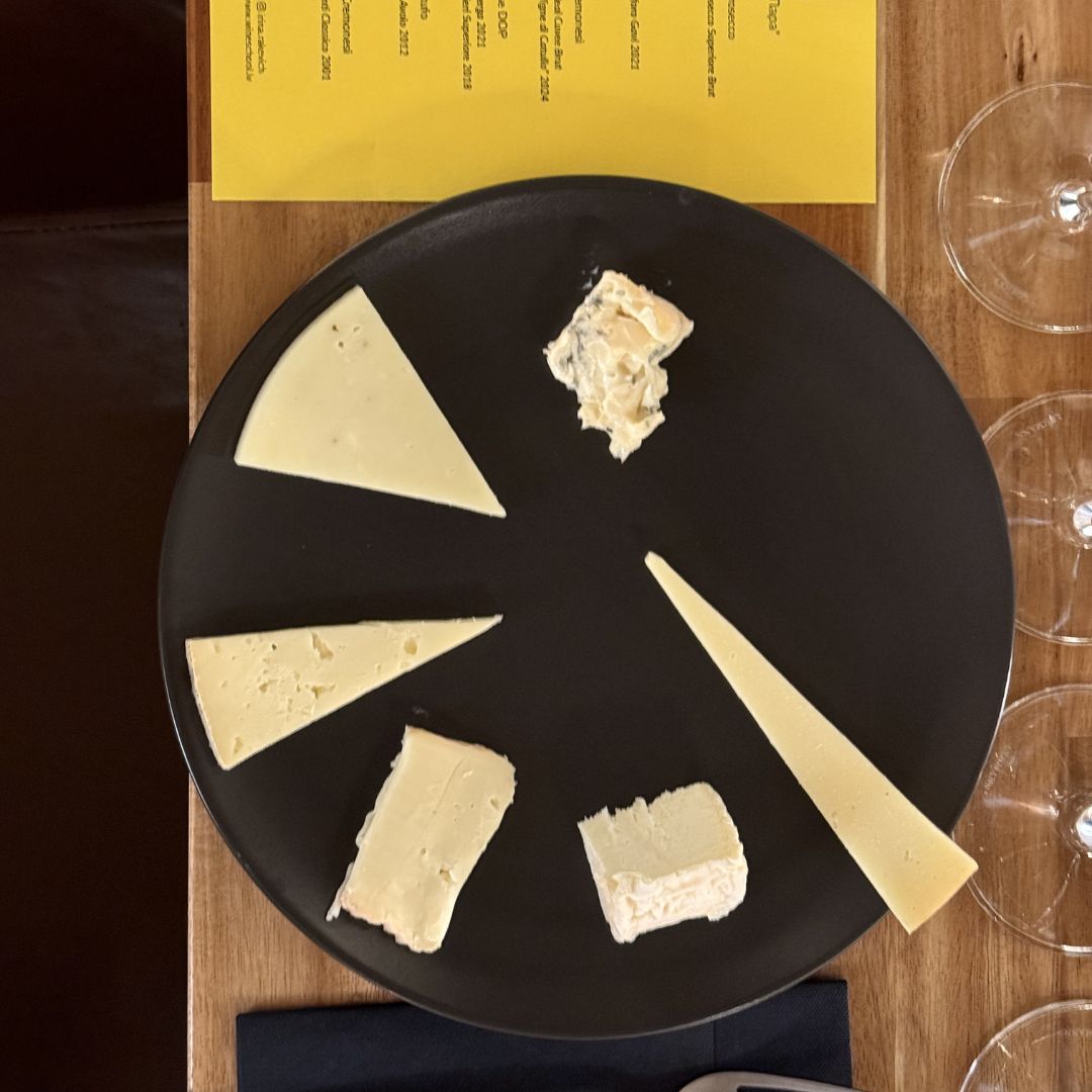 Cheese and Wine Tasting Event — изображение 3